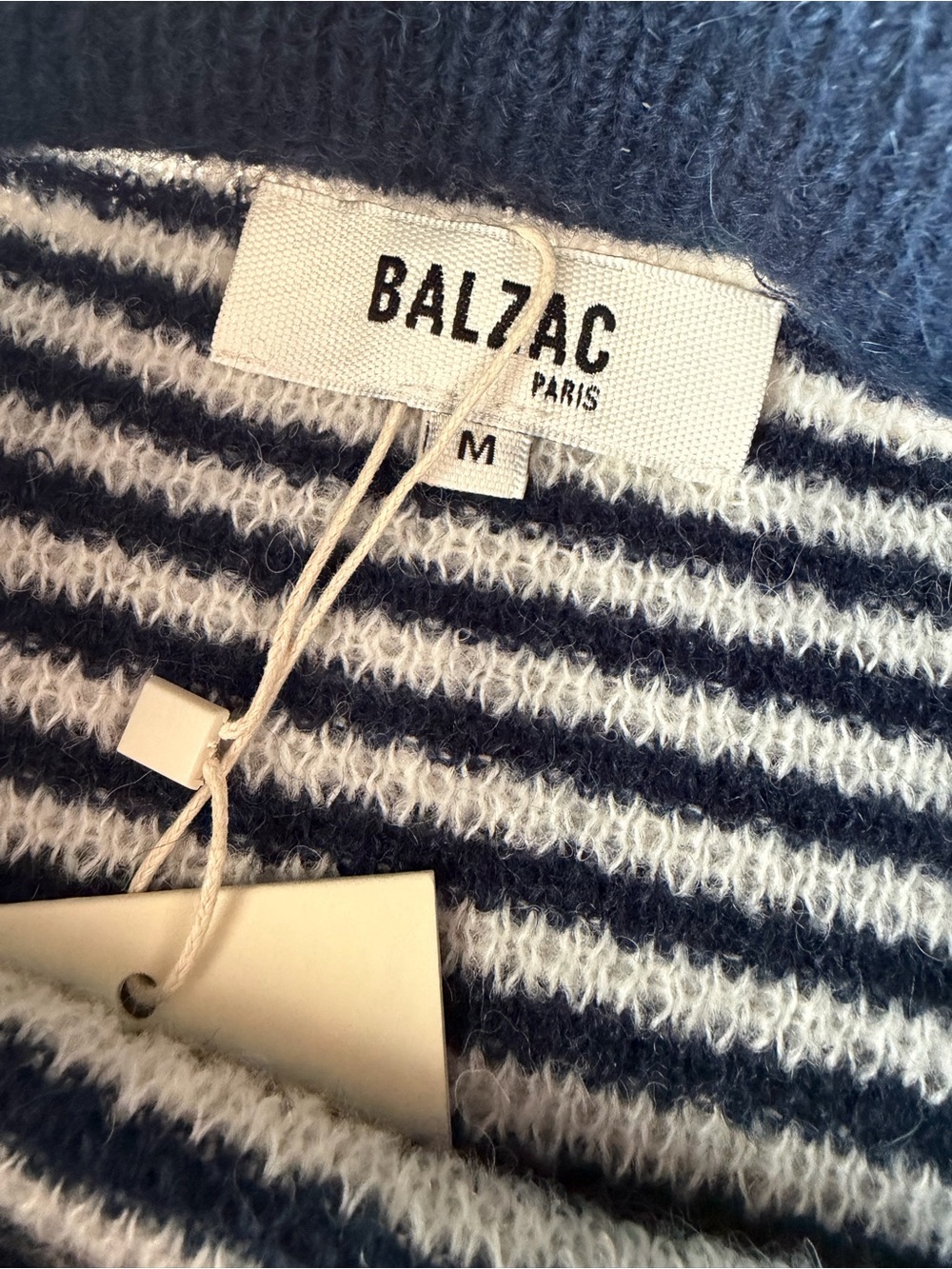 A1-22 Balzac Paris Sweater Vest Size M PULL BLASON RAYURES BLEU ET BLANC - Picture 6 of 10